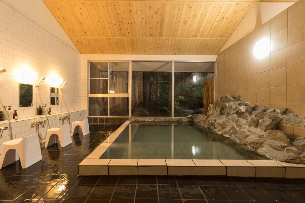 Отель Oirase Onsen Akari To Kaede Товада Экстерьер фото